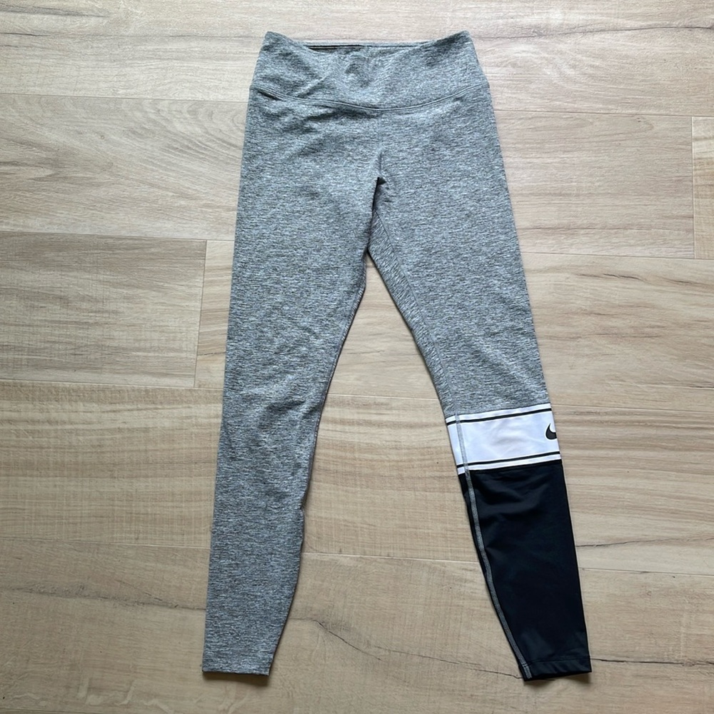 Nike leggings
